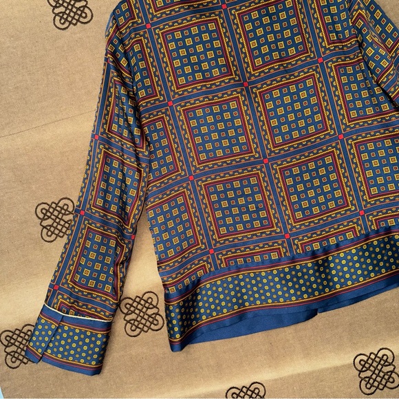 Zara Scarf Print Button Down Shirt Size M
Excellent Condition - Picture 13 of 16